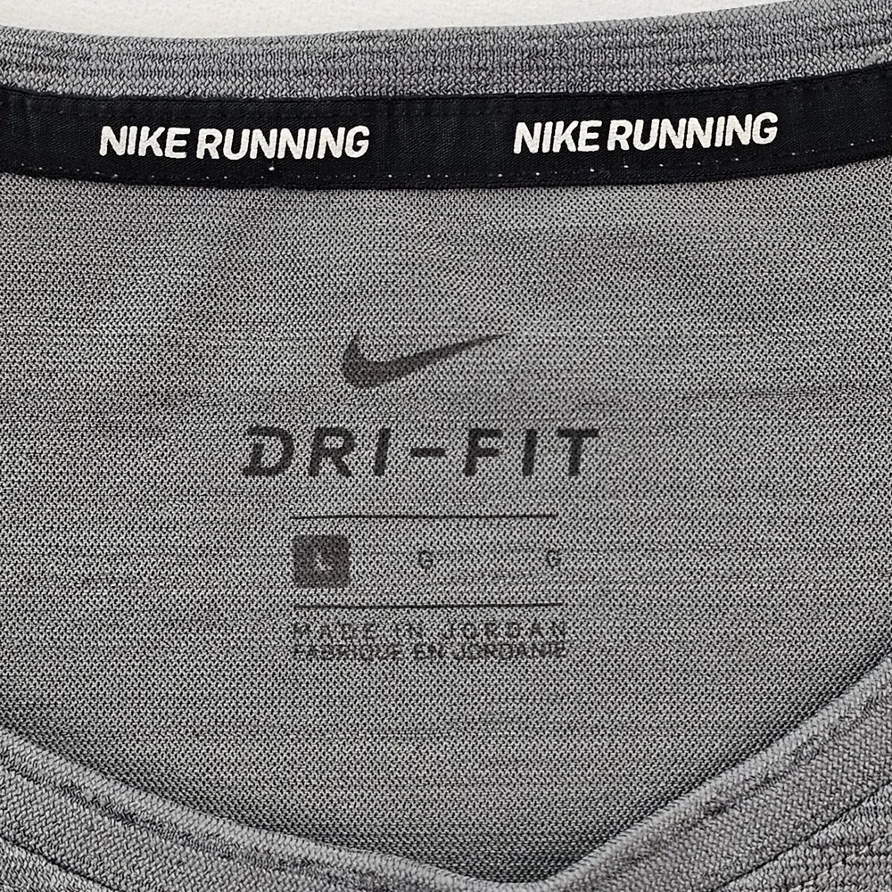 Nike Running Dri-Fit Gray Short Sleeve Performance T-Shirt Men's L